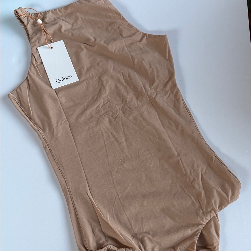 Quince Second Skin Bodysuit Size Small Sand NWT - Picture 4 of 5